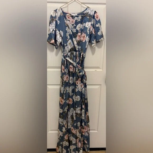 Baltic Born Birdie Blue Blush Floral Maxi Dress - Picture 8 of 9